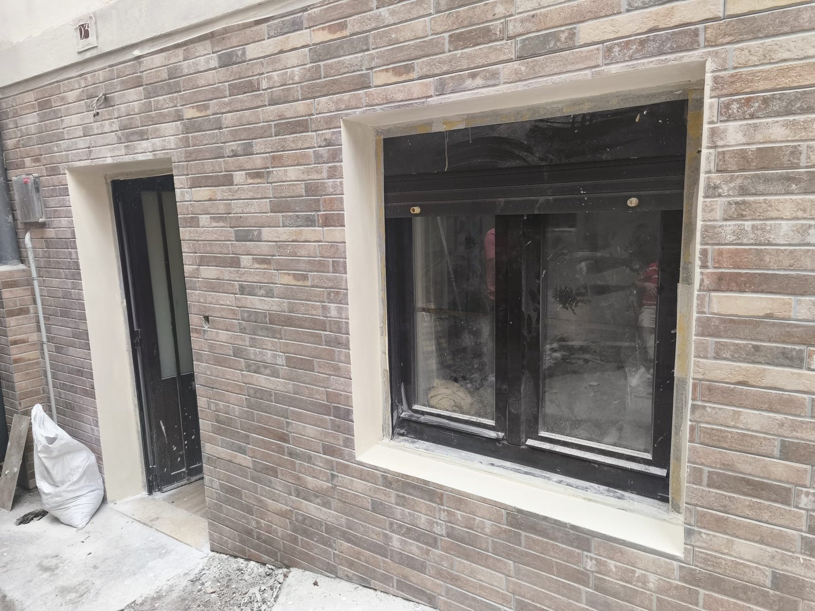 WhatsApp Image 2025-11-12 at 12.47.16 (1)