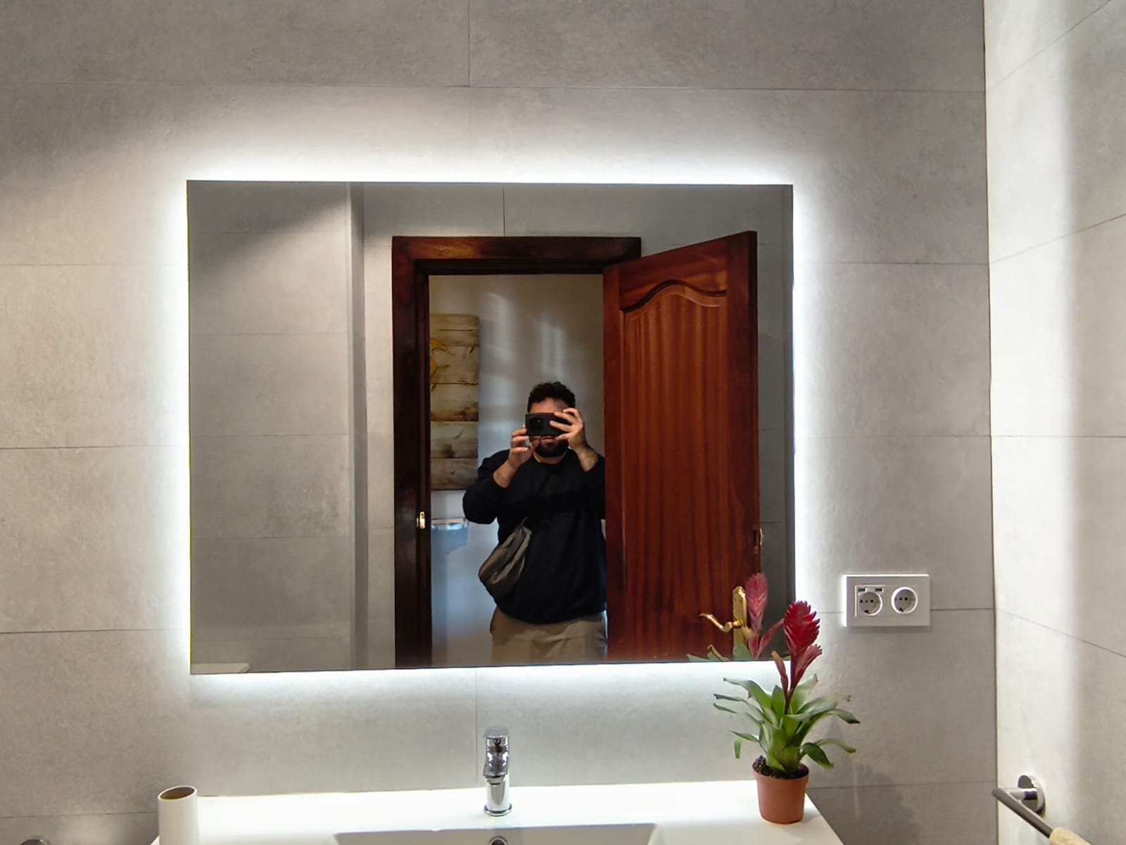 WhatsApp Image 2025-11-12 at 12.49.22